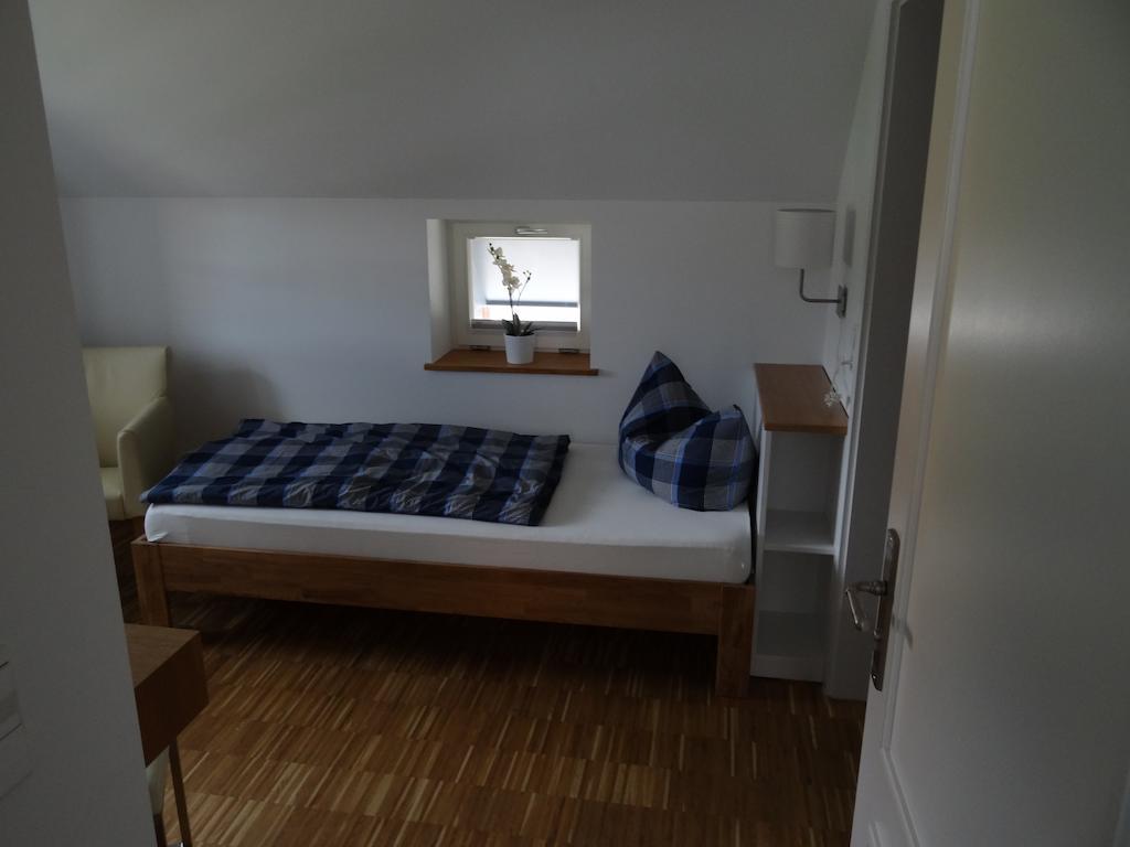 Landgasthaus Zum Seysingshof Bad Colberg Quarto foto